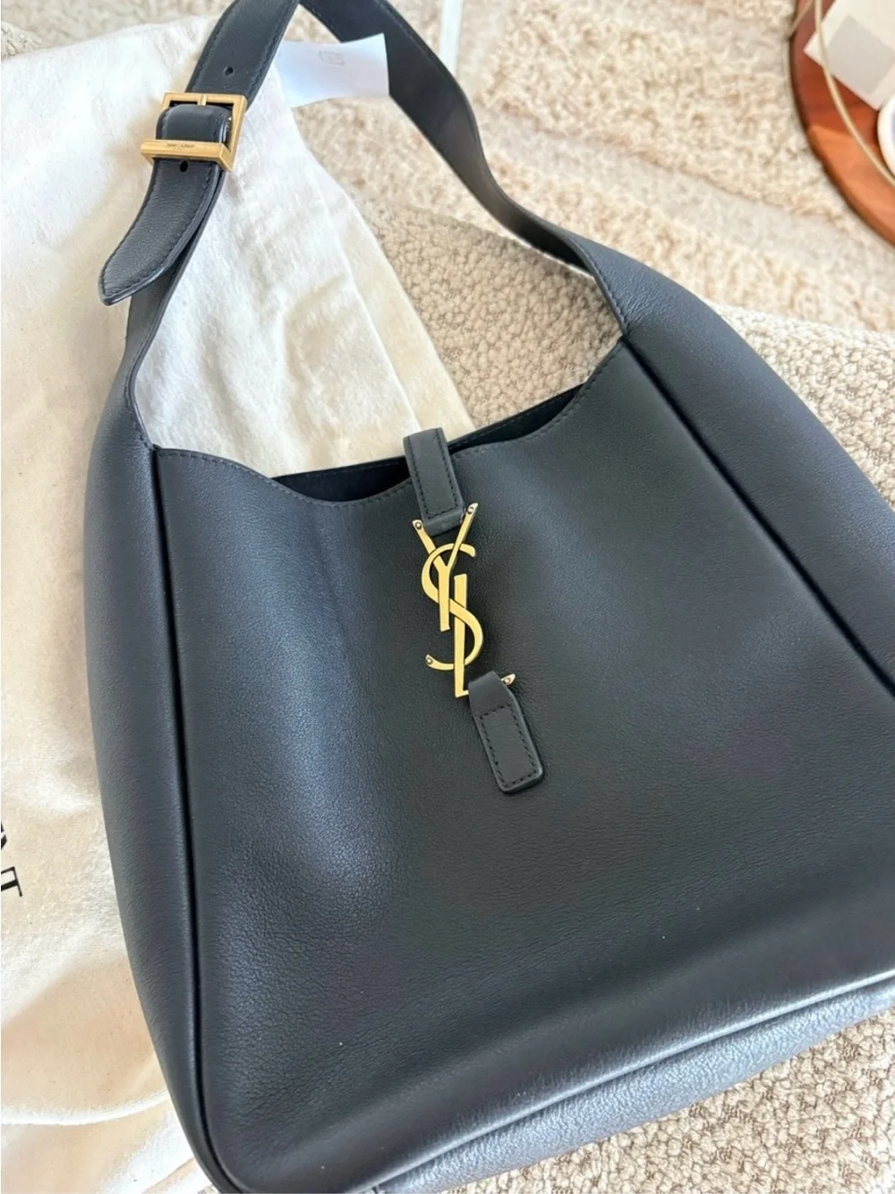 Saint Laurent ysl design
